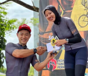 Atlet Balap Sepeda Universitas BSI Pontianak Kembali Raih Hasil Maksimal Di Ajang Rpm Criterium Open Race 2022