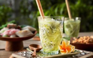 Es Kuwut Bali Minuman Kuno Yang Menawarkan Kenikmatan Pas Untuk Berbuka Puasa
