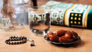 Tetap Sehat Selama Ramadhan, Ini 8 Tipsnya!