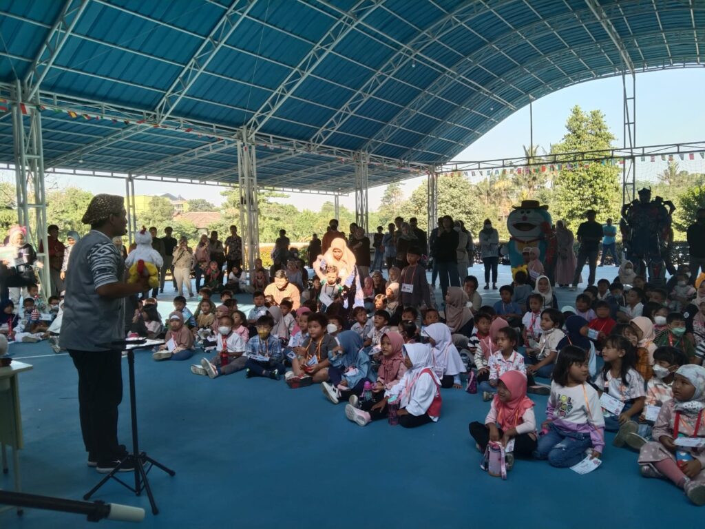 Storytelling Ramaikan  Stimulus Awal Masuk Sekolah (SAMS) KB-TK Prestasi Global