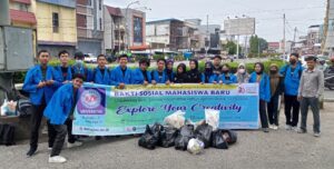 Maba Universitas BSI Pontianak Lakukan Bakti Sosial Di Beberapa Sudut Kota