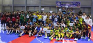 Taklukkan SMA Santun Untan, SMAN 9 Pontianak Juarai Futsal Competition BSI Flash 2023