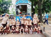 Siswa TK Bosowa Bina Insani Keliling Kota Bogor dengan Bis Uncal