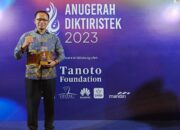 Universitas BSI Raih Medali Emas pada Anugerah Diktiristek 2023 Kategori Penelitian