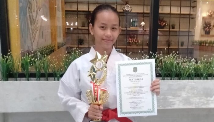 Tea Julia Orlinda, Siswi Berprestasi Bidang Olahraga Karate, Bangga Jadi Mahasiswa Baru Universitas BSI Kampus Pontianak