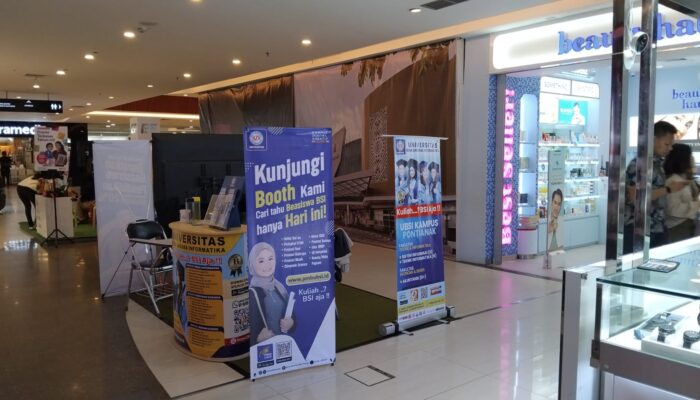 Raih Jaket Varsity Eksklusif & Voucher Rp250 Ribu di Booth UBSI Kampus Pontianak di Mega Mall!