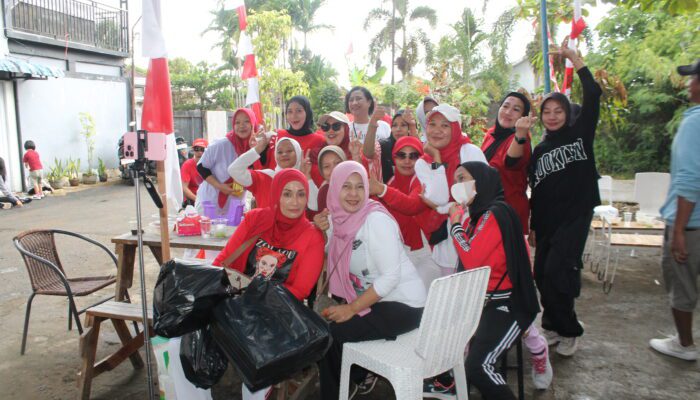 Semangat Emak-emak Komplek Anugerah Indah 3 dan Rindu Alam Village Zaman Now Meriahkan HUT Ke-80 RI