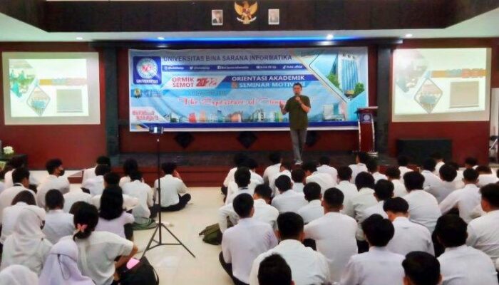 UBSI Kampus Pontianak Hadirkan Mitra dalam PKKMB Semot 2025 Bertema “Our Best Future”