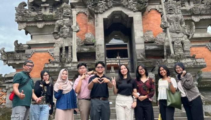 UBSI Ajak Mahasiswa Filipina Jelajahi TMII, Belajar Keberagaman Budaya Indonesia