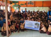 Edukasi Peran Masjid, Mahasiswa UBSI Kampus Pontianak Tanamkan Akhlak Mulia Siswa SDN 22 Sungai Ambawang