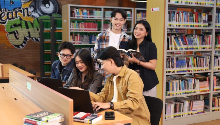 Masih Ngonten Cuma Buat FYP? Sayang Banget Kalau Nggak Jadi Karier