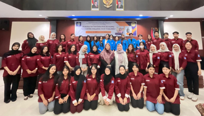 Cetak Akuntan Digital, Mahasiswa Sistem Informasi Akuntansi UBSI Kampus Pontianak Ikuti Workshop dan Tes Sertifikasi