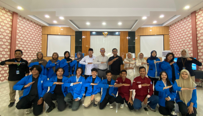 Jaga Harmoni Antar Suku dan Agama, BEM UBSI Kampus Pontianak Hadir dalam Dialog Interaktif Ruang Terbuka yang Diselenggarakan RRI