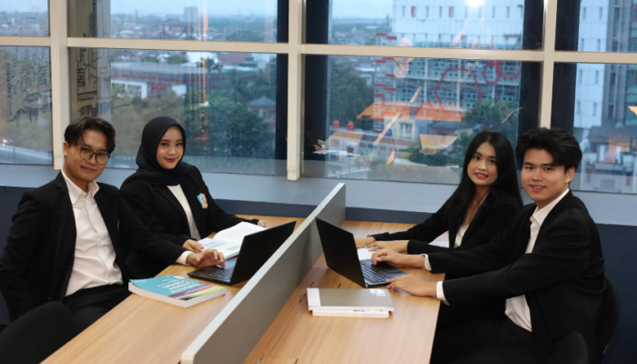 UNM Siapkan Pebisnis Digital Muda