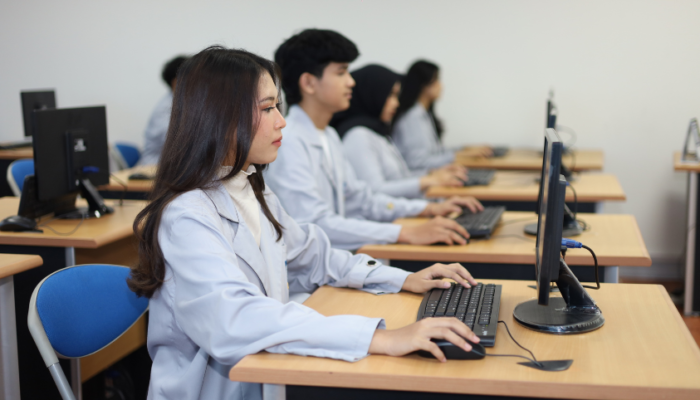 Mau Jadi Programmer, Data Scientist, atau Cyber Security? Jurusan IT Ini Lagi Diburu di Era AI