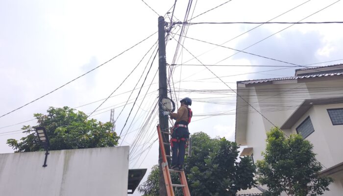 PLN Icon Plus Regional Jakarta dan Banten Lakukan Penataan dan Penertiban Jaringan untuk Jaga Keandalan Layanan