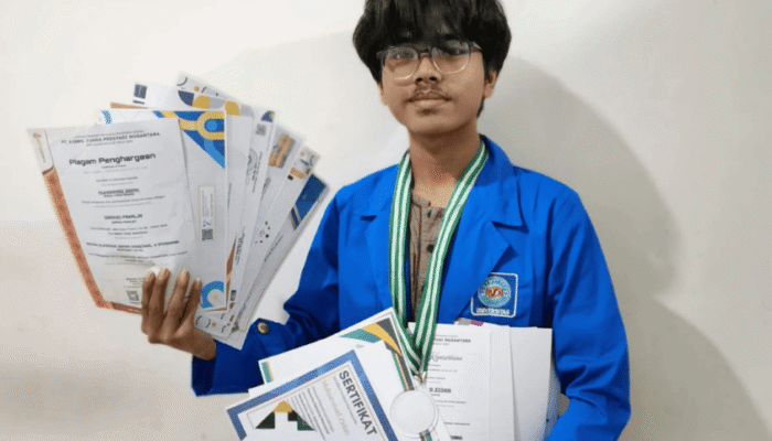 Lulusan Berprestasi SMK Negeri 1 Pontianak Mantapkan Langkah Kuliah di Informatika UBSI Kampus Pontianak