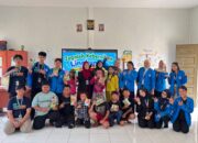 BSI Explore Ajarkan Microsoft Word kepada Siswa SD di Desa Radak