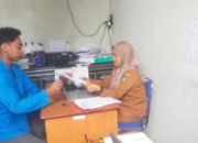 Mahasiswa Informatika UBSI Kampus Pontianak Serahkan Aplikasi PEDEs untuk Dukung Administrasi Desa